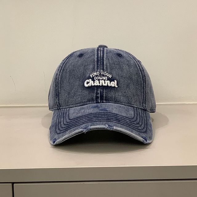Distressed Washed Cap Embroidered Letter
