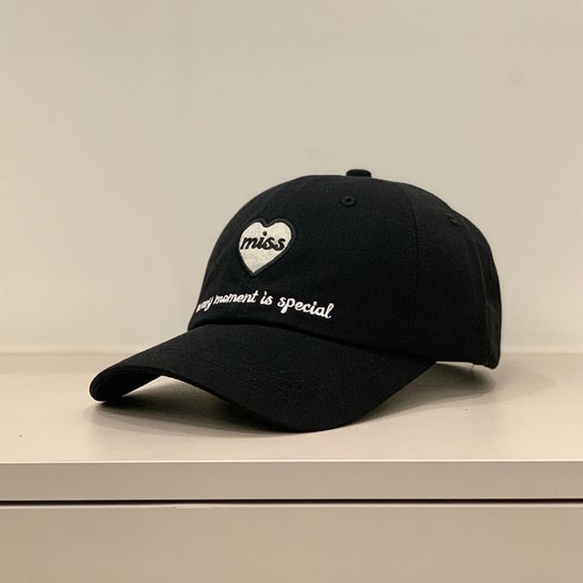 Cap Embroidered Heart
