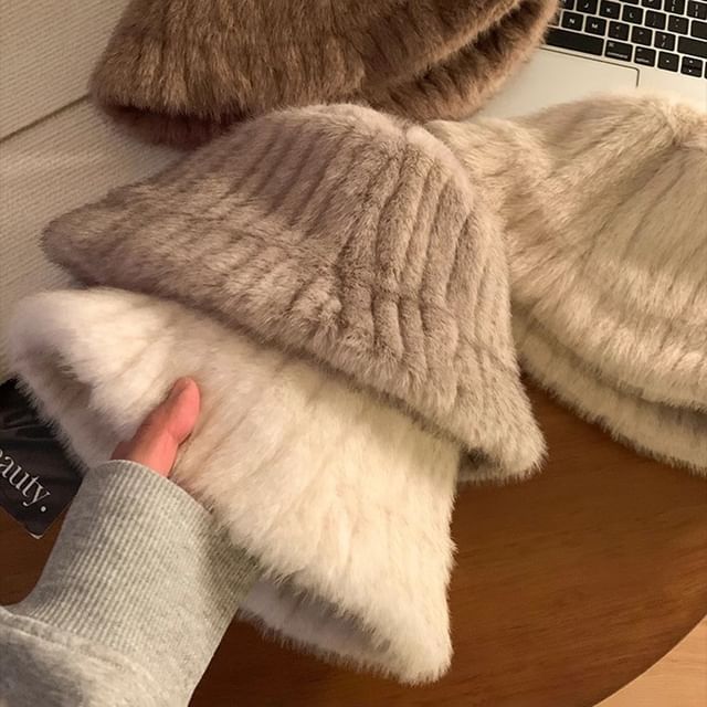 Hat Plain Fluffy Bucket