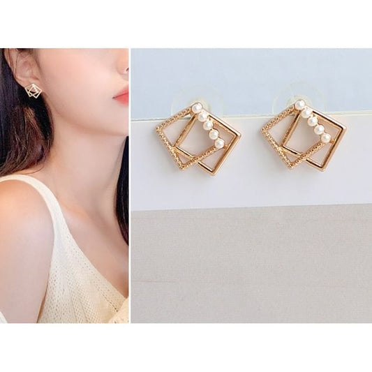 Faux Pearl Stud Square Earring