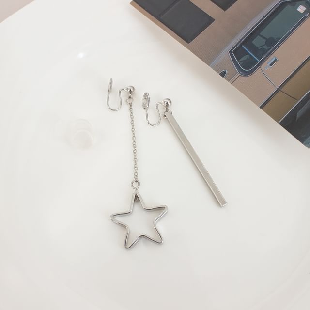Clip Earring Asymmetrical / Star On Drop