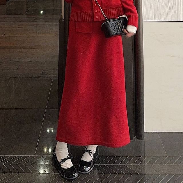 Collared Multi-Pocket Cardigan & High-Waist Knit Maxi Skirt Set