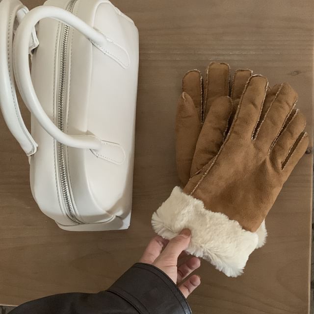 Fluffy Faux Trim Gloves Suede Plain