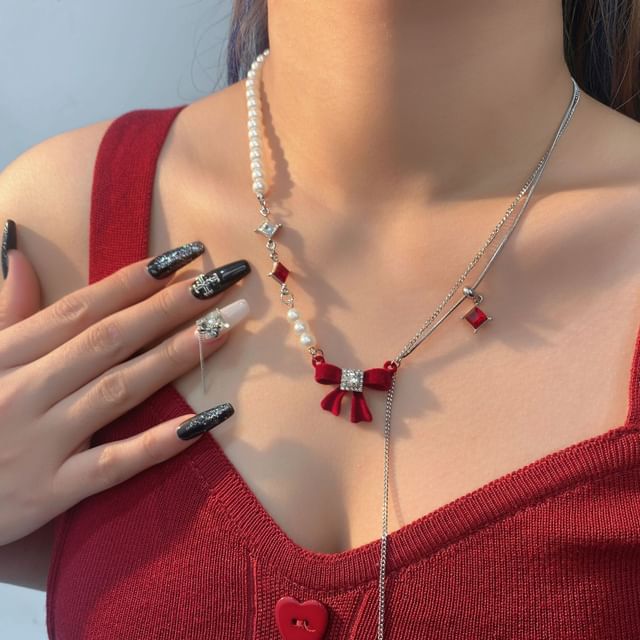 Necklace Bow Pearl Lariat Rhinestone Faux
