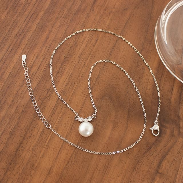 Pendant Pearl Star Necklace Faux Rhinestone /