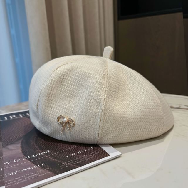Faux Beret Rhinestone Bow Pearl