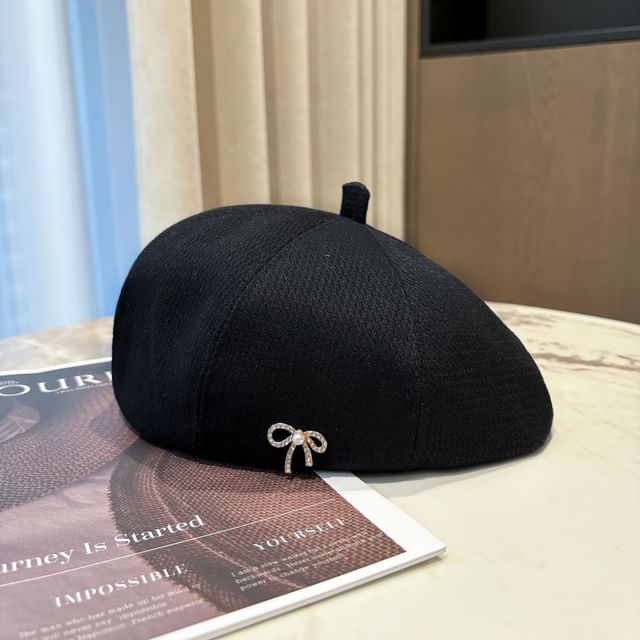 Faux Beret Rhinestone Bow Pearl