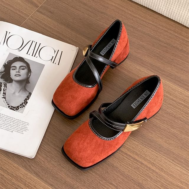 Square Contrast Mary Jane Heel Toe Trim Chunky Pumps