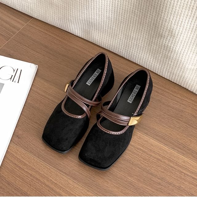 Square Contrast Mary Jane Heel Toe Trim Chunky Pumps