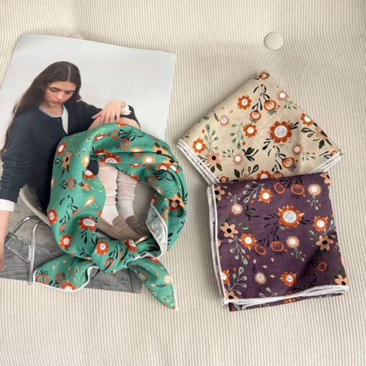 Print Scarf Floral Square