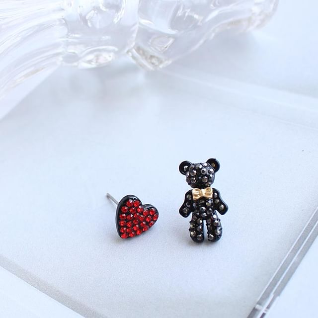 Stud Ear Rhinestone