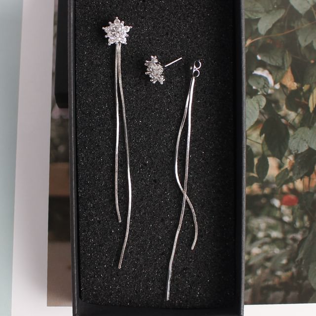 Earring Dangle / Fringed Clip-On Star Rhinestone