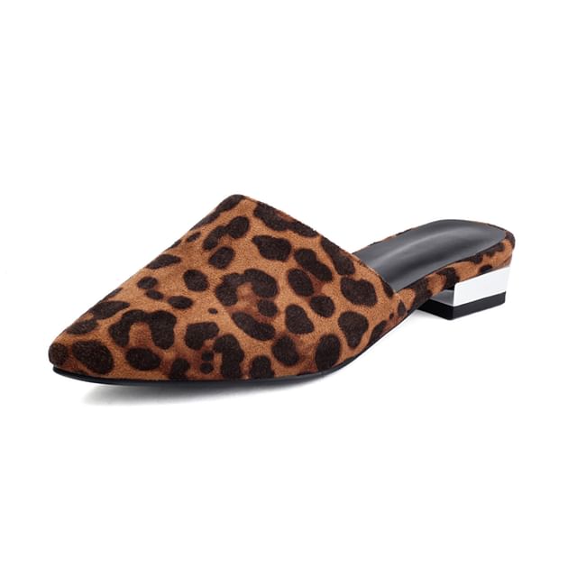 Low Heel Pointed Toe Leopard Mules