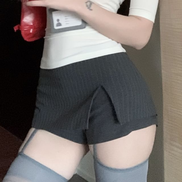 Short-Sleeve Skort Turtleneck High Slim Waist Mini Fit A-Line Striped Tee / Slit Plain