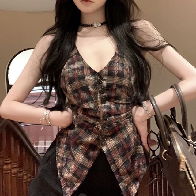 Top V-Neck Plaid Sleeveless Button-Up
