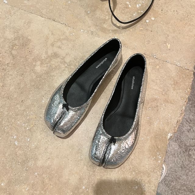 Metallic Genuine Flats Toe Split Leather