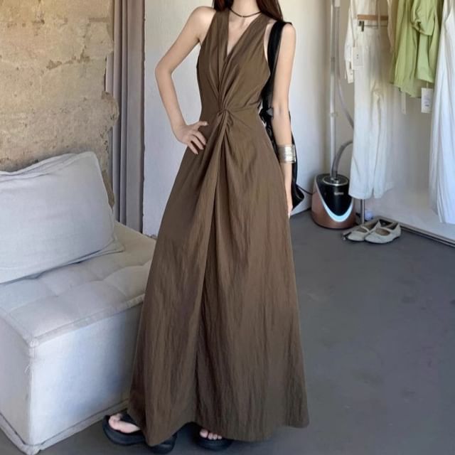 Sleeveless V-Neck Plain Twist Maxi A-Line Dress