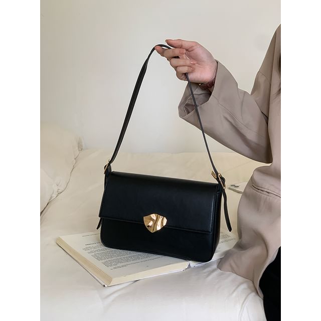 Shoulder Flap Faux Leather Bag