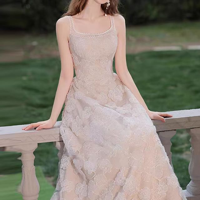 Sleeveless Square Neck Jacquard A-Line Wedding Gown