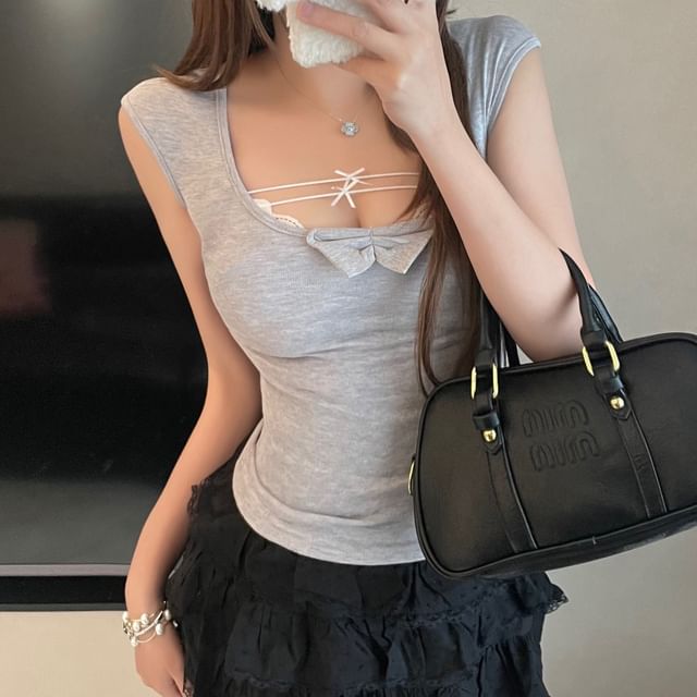 Scoop / Slim Bow Lace Bra Cap-Sleeve T-Shirt Neck Fit Panel Top