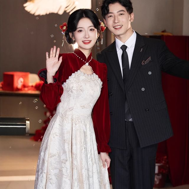 Puff-Sleeve Pearl Faux Jacquard Wedding Dress Chinese A-Line Floral