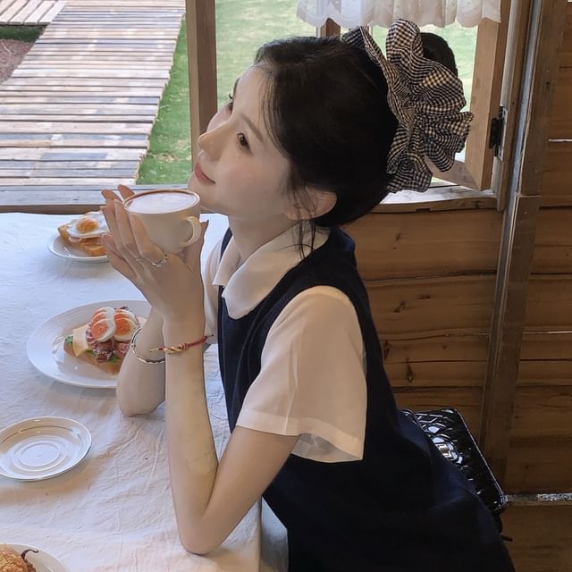 Plain Mini Skirt Sweater / Short Sleeve High Neck Waist A-Line Collared Vest Shirt Round