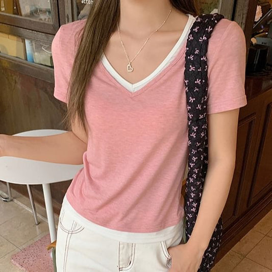 Short-Sleeve Mock V-Neck Contrast Two-Piece Trim Tee