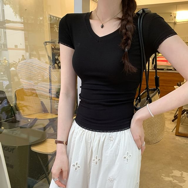 V-Neck Short-Sleeved Lace Tee - LaceLux