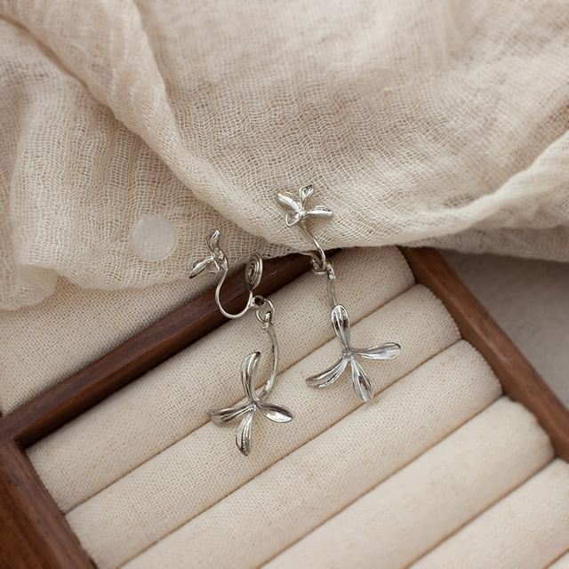 Clip-On / Drop Earring Flower