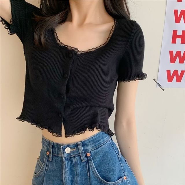 Scoop Neck Ribbed Lace Trim Knit Crop Tee - Sleeved
