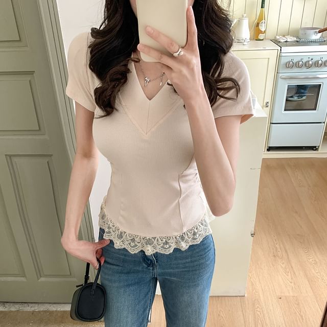 V-Neck Ribbed Lace Trim Slim Tee - Short Sleeved