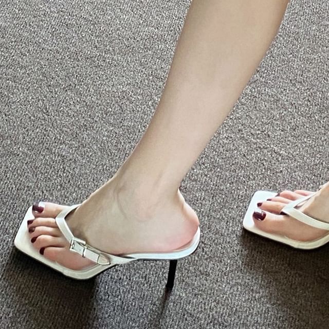 Thong Buckled Heel High Sandals Slide