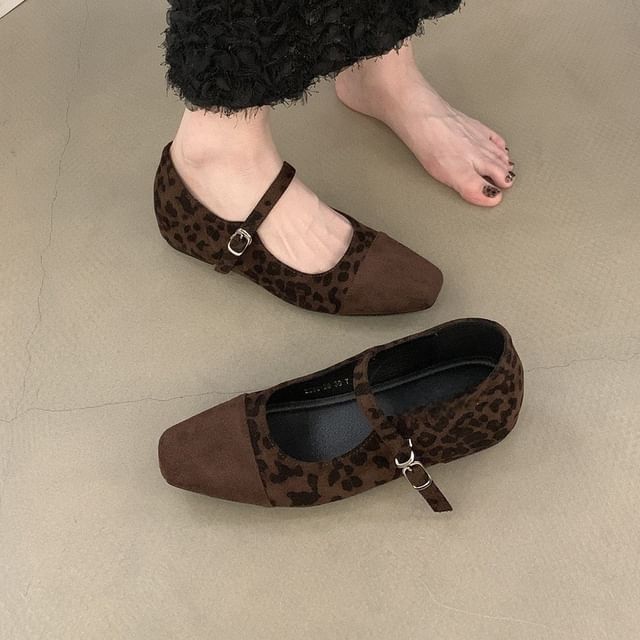 Jane Hidden Square Cap Toe Mary Wedge Pumps