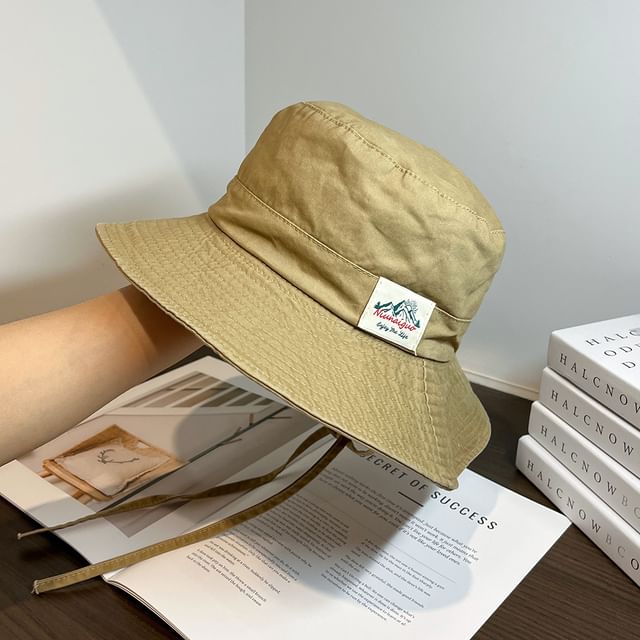 Hat Bucket Lettering