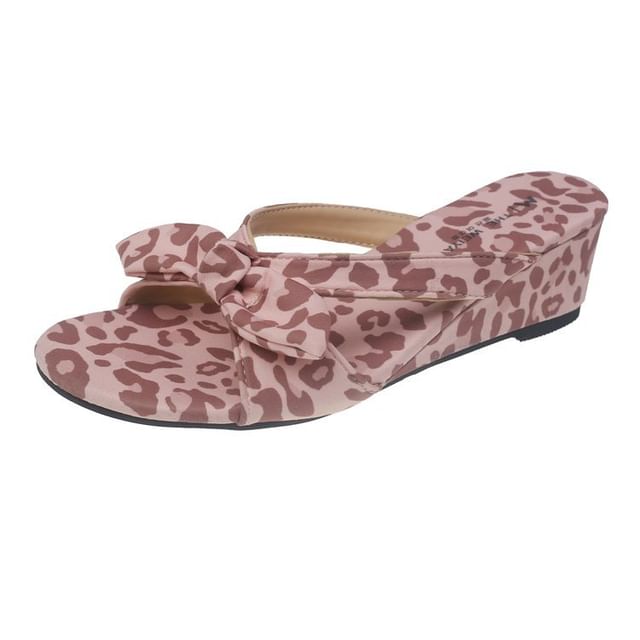 Heel Low Twisted Sandals