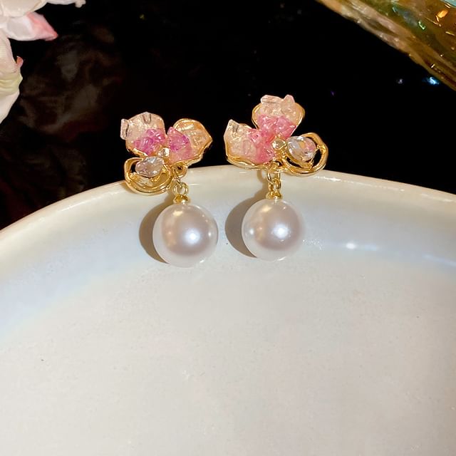 Earring Drop Pearl Faux (Various Designs)