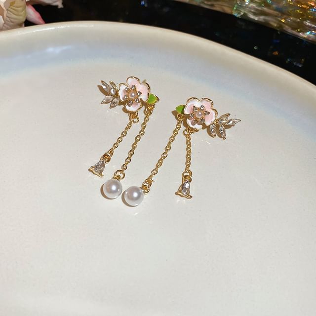 Earring Drop Pearl Faux (Various Designs)