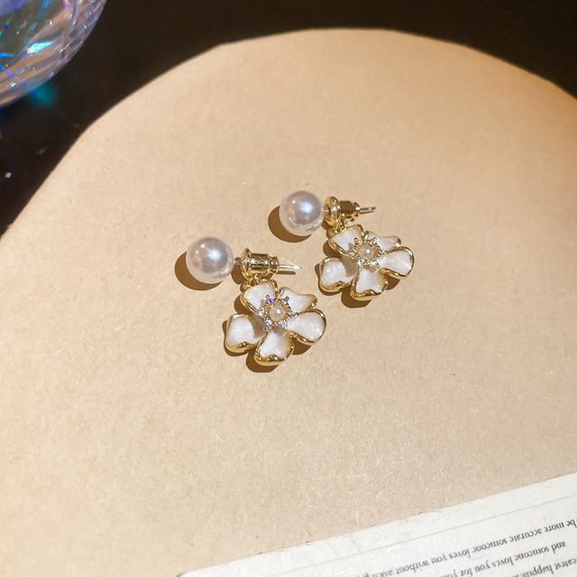 Drop Earring Pearl Faux Floral