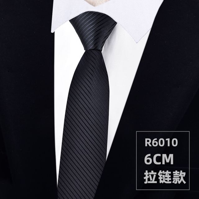 Silky Plain Tie