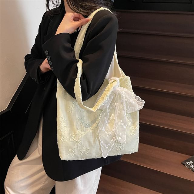 Bag Tote Floral Embroidered