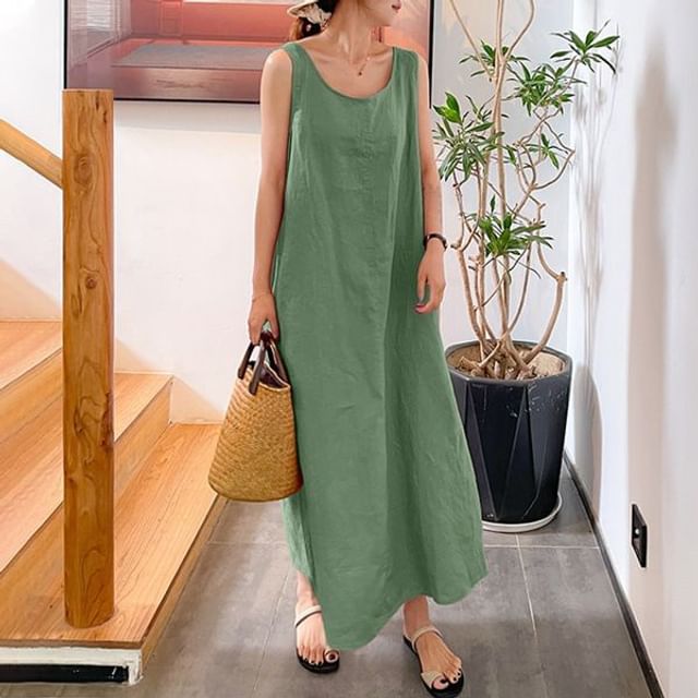 Scoop Neck Sleeveless Plain Maxi A-Line Dress