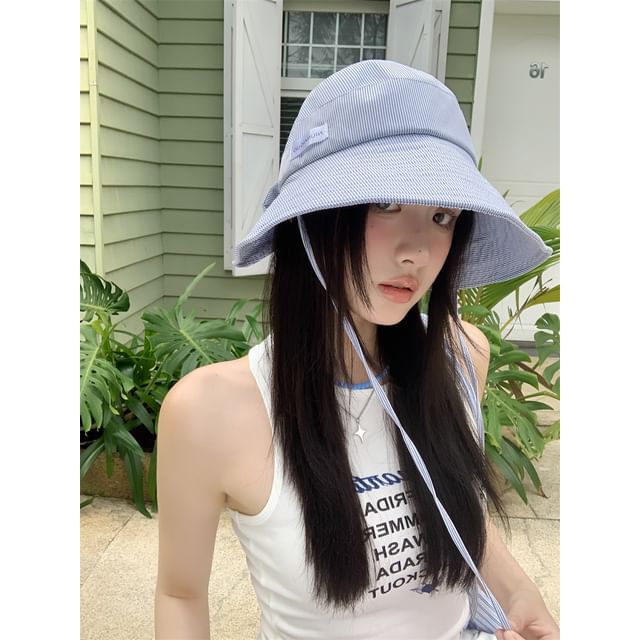 Lettering Hat Striped Sun Applique