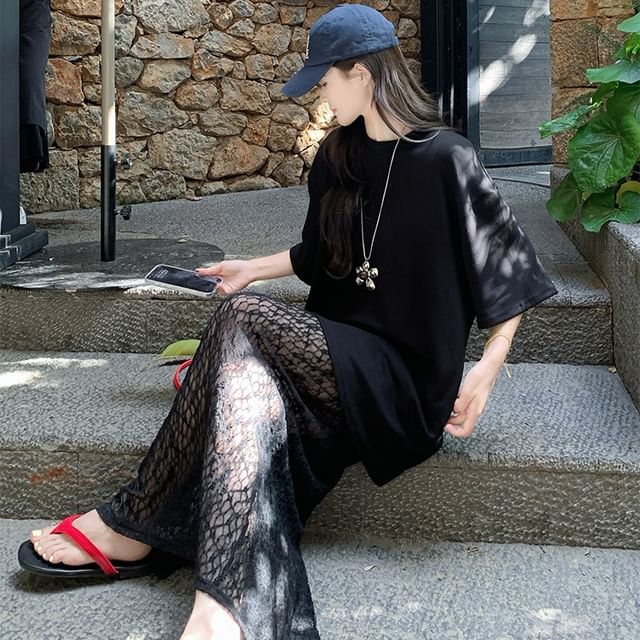 Elbow-Sleeve Round Neck Lace Panel Plain A-Line Maxi Dress