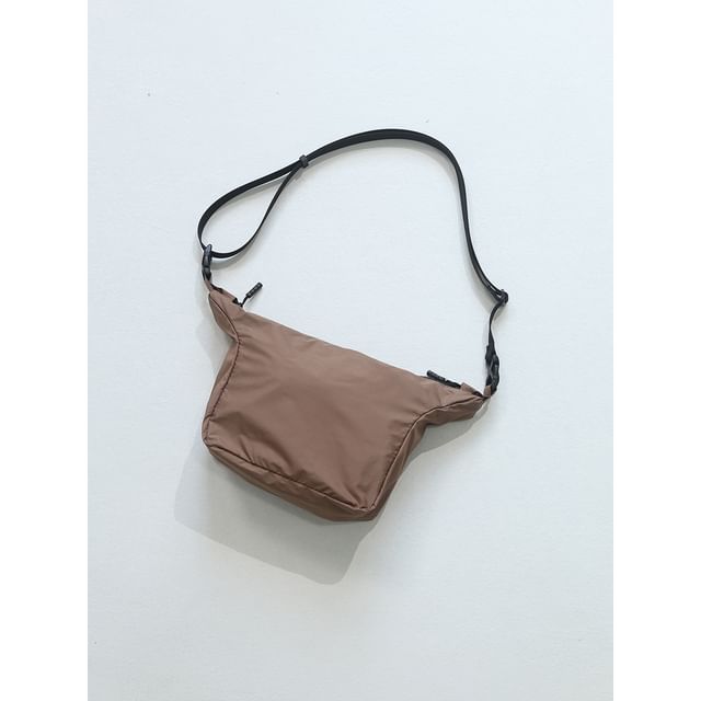 Plain Mini Shoulder Bag in 6 Colors