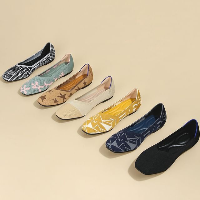 Toe Flats Square