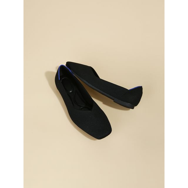 Toe Flats Square