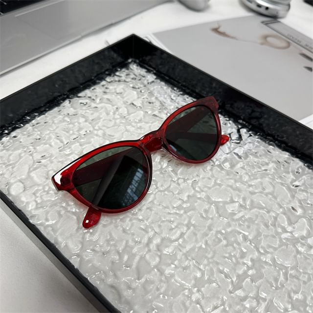 Sunglasses Plain Cat Eye