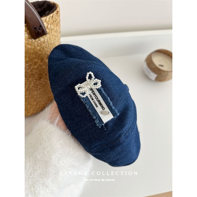 Beret Denim Lettering