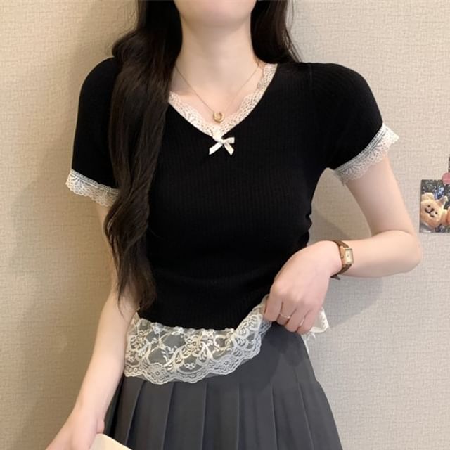V-Neck Short Sleeve Lace Trim T-Shirt