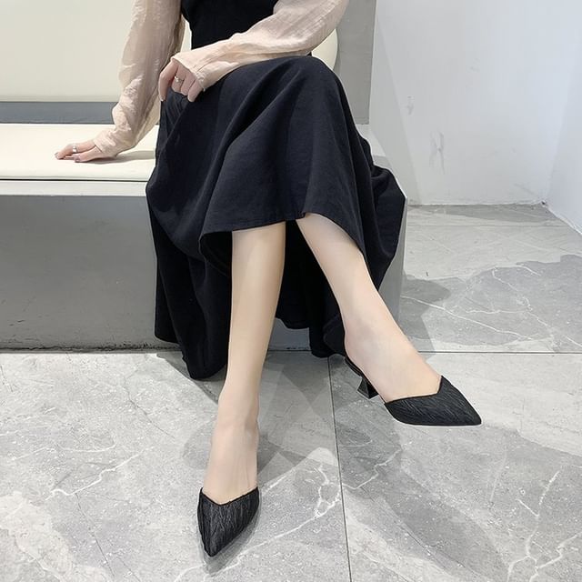 Pointed Heel Toe Kitten Mules